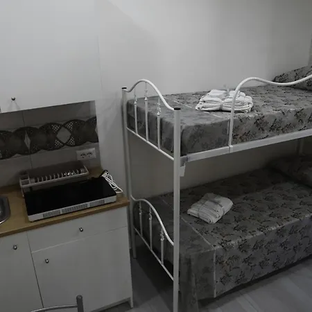House Giulia 4*