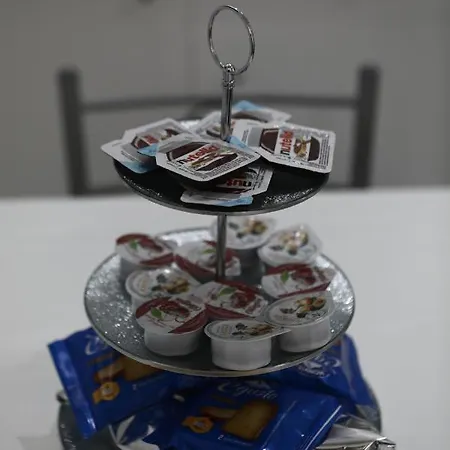 House Giulia 4* ナポリ